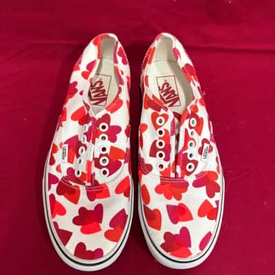 Vans Unisex  Size Men's UK 7 / US 8 / Ladies US 9.5 Valentine Hearts Sneakers 