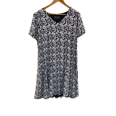 BNWT Jacqui-E Womens  Size 16 Black  / White Dress RRP $169.95