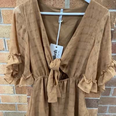 Indikah Womens  Size 6 Playsuit 