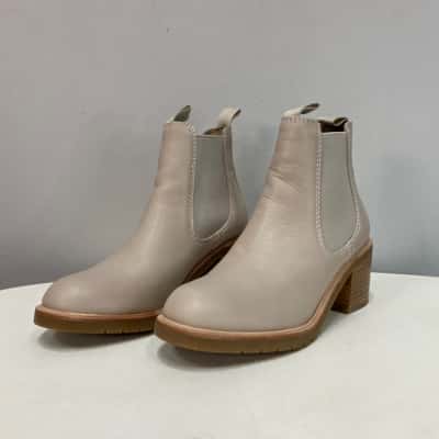 Jo Mercer Womens  Size 38 / 7 - 7.5 Boots Natural 