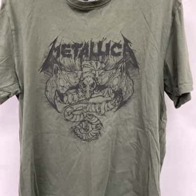 Metallica Mens  Size L Green t Shirt 