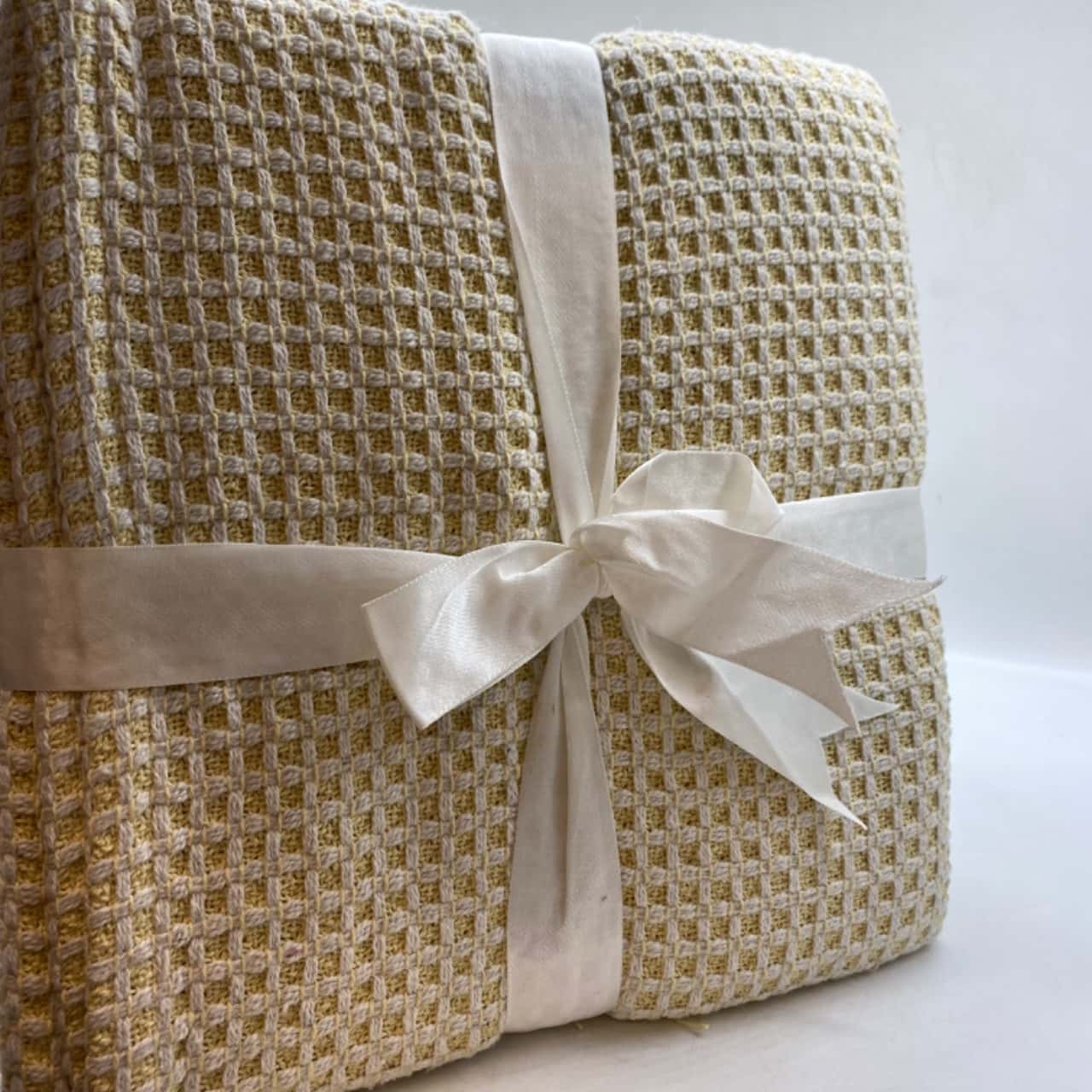 anko. Throw atticus. 1.27m x 1.52m 100 reclaimed fibre. Original