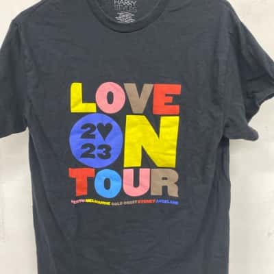 Harry Styles 2023 love on tour Womens  Size M T-shirts Black  