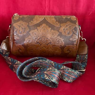  Women’s Brown Embossed Barrel Cross Body Bag 