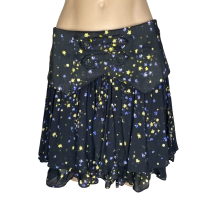 AJE skirt  Size 8 