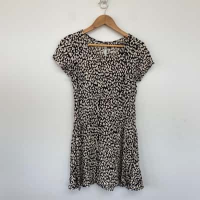 Mister Zimi Black White Pattern Short SLeeve Mini Dress Size 6 