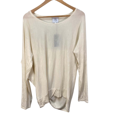BNWT Vincent Li Size S Knit Top Cream 