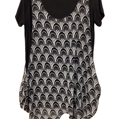 BNWT Ollaoh Woman's Size M Pattern Dress