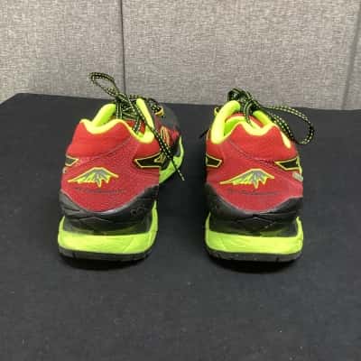 Asics Unisex Runners Size 8 