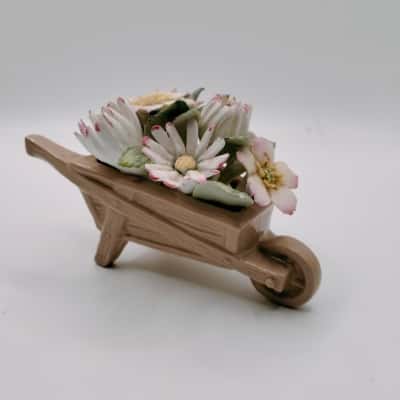 Royal Doulton Summer Bouquet from the Brambly Hedge. Gift Collection. Jill Barklem 1982