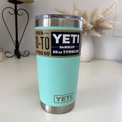 Yeti Seafoam Rambler 20 Oz Tumbler