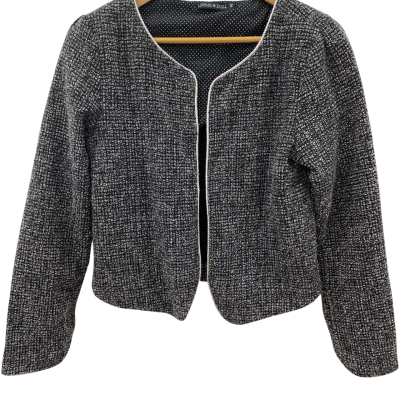 Living Doll Womens  Size 12 Cropped Jacket Black  / Pattern / White 