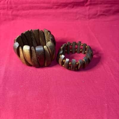  Women's Elasticated Wooden Bracelets 1 Large, 1 Small 