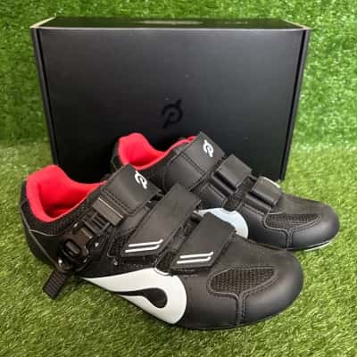 One Peloton Black / Red Cycling Shoes Size 38