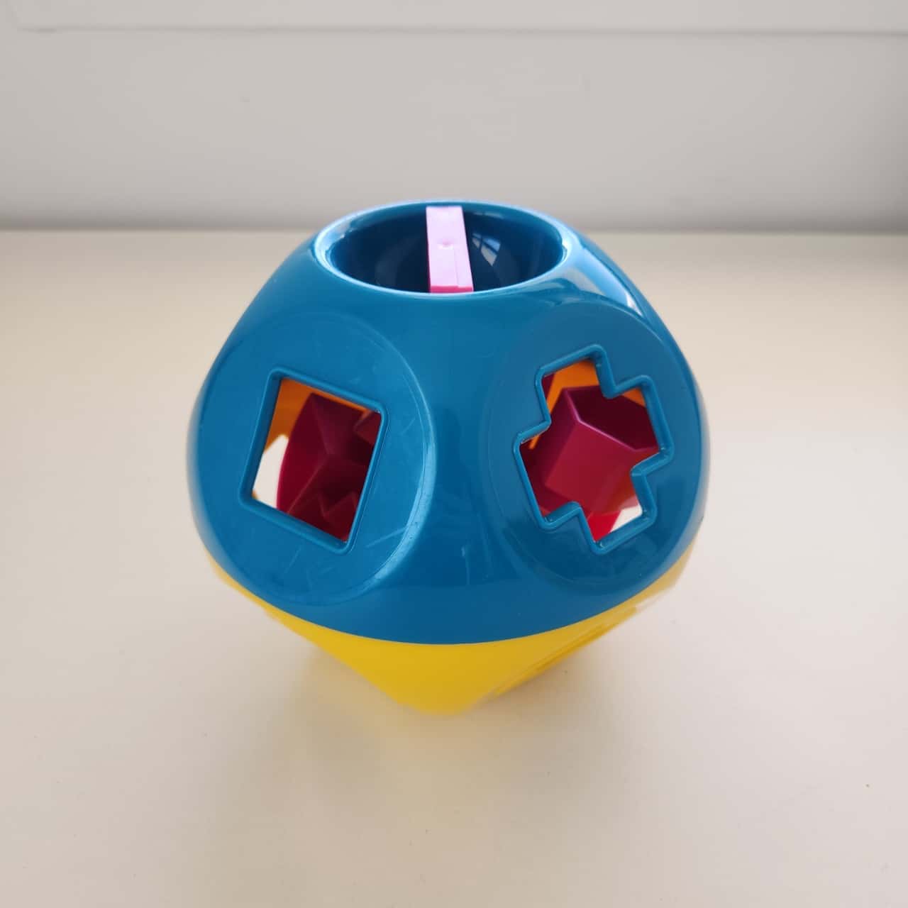 Vintage Tupperware Shape Sorter Ball (s)