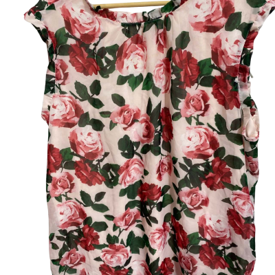 Brand new Dorothy Perkins Top floral Size 18 