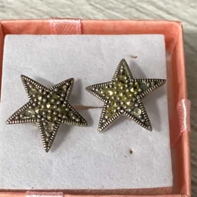 Silver marcasite style star earrings 