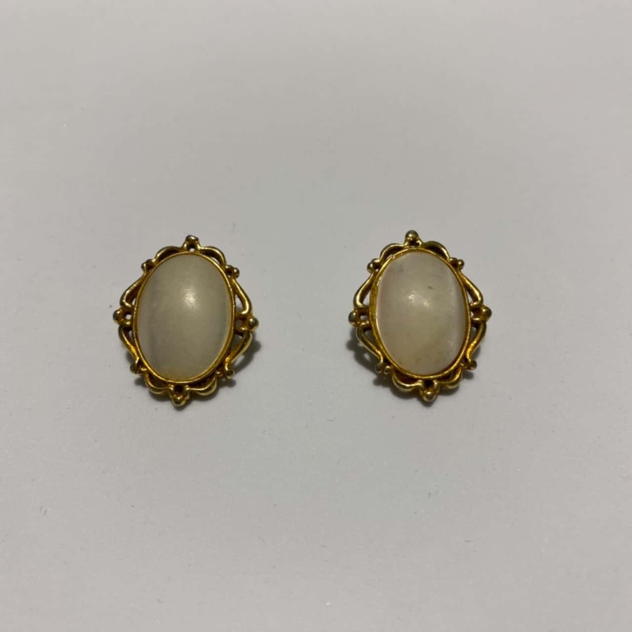 Womens Clip on Earrings (s)