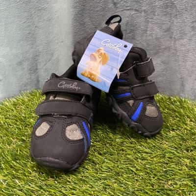Grosby Kids  Size 24 Shoes Black  / Blue 