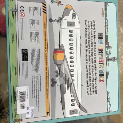 How airports work - by Clive Gifford & illustrated by James Gulliver Hancock