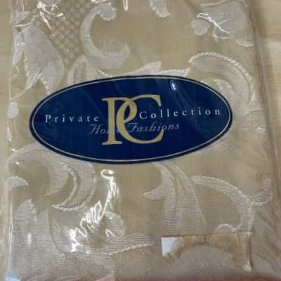 Ambrosia gold trim pillowcase 