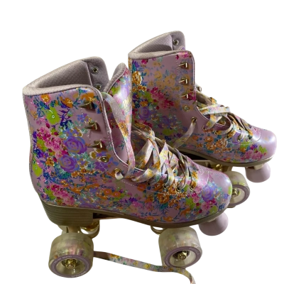  Womens Size 8 Impala Cynthia Rowley Quad Rollerskates with Safety Gear