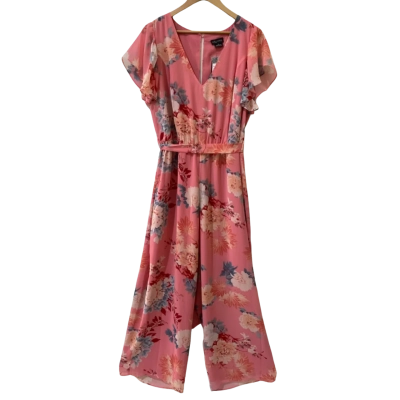 City Chic Womens  Size M(18) Short Sleeve Jumpsuit Floral / Pink  
