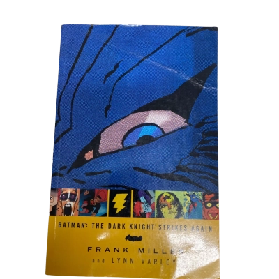 Batman: The Dark Knight Strikes Again - Frank Miller