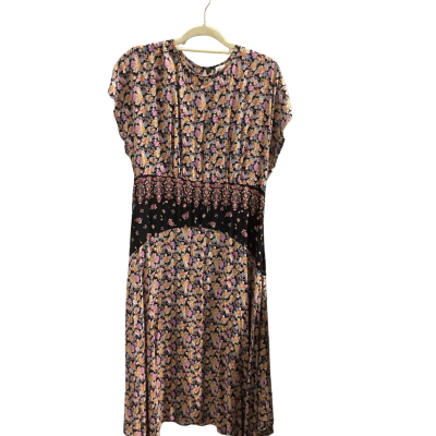 BNWT Queen The Label Womens Size 14 Curve Panel Dress Open Back