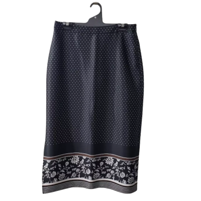 Witchery Womens  Size 12 Scarf Print Skirt