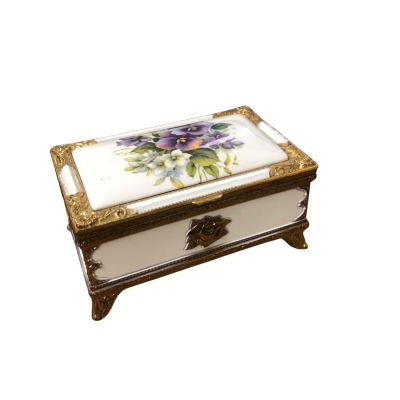Trincket Box Rectangle / Gold Gilt & White Enamel