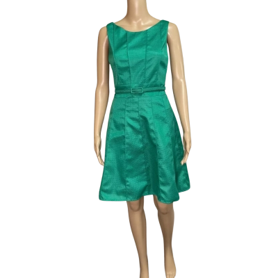 Review Womens  Size 12 Green 