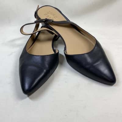 Naturalizer sling back shoes Womens  Size 9 Flats Black  