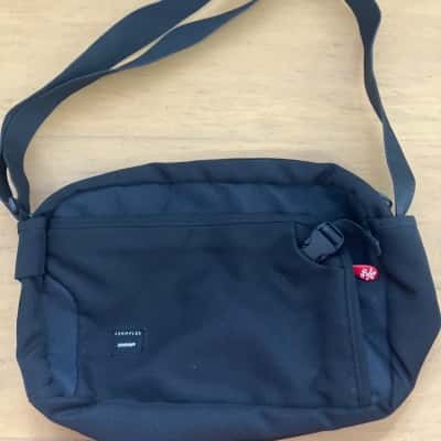 Crumpler Dry Red no.2, Cross Body Bag 