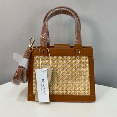 Forever New Womens Small Woven Handbag / Shoulder Bag Brown / Natural 