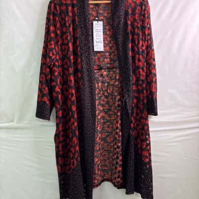 Taking Shape Womens  Size L Cardigan Animal print / Black  / Red 