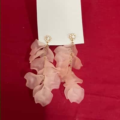  Women's Petal Drop Earrings with Rhinestones Light Pink