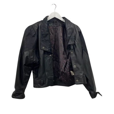 Real leather Vintsge   Size M Black  