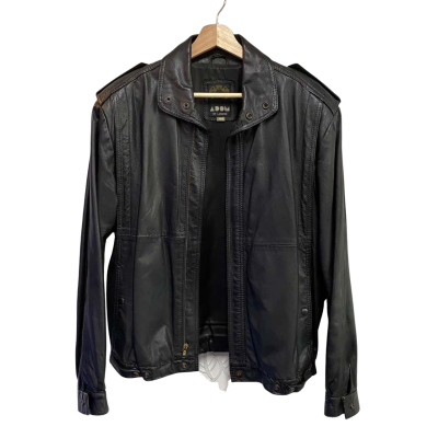  Mens  Size L / M Leather Jacket Black  