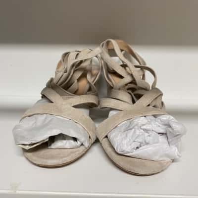 Tony Bianco Womens  Size 8 Heels Nude 