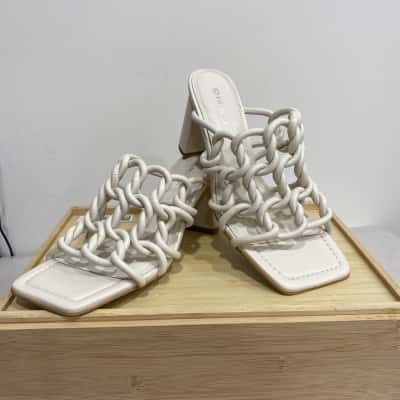 Jo Mercer Womens  Size 37 Heels Cream 