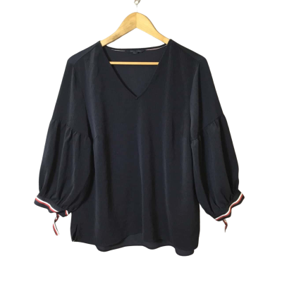 Women’s Size XXL Navy Blue Tommy Hilfiger Long Sleeve V Neck Top