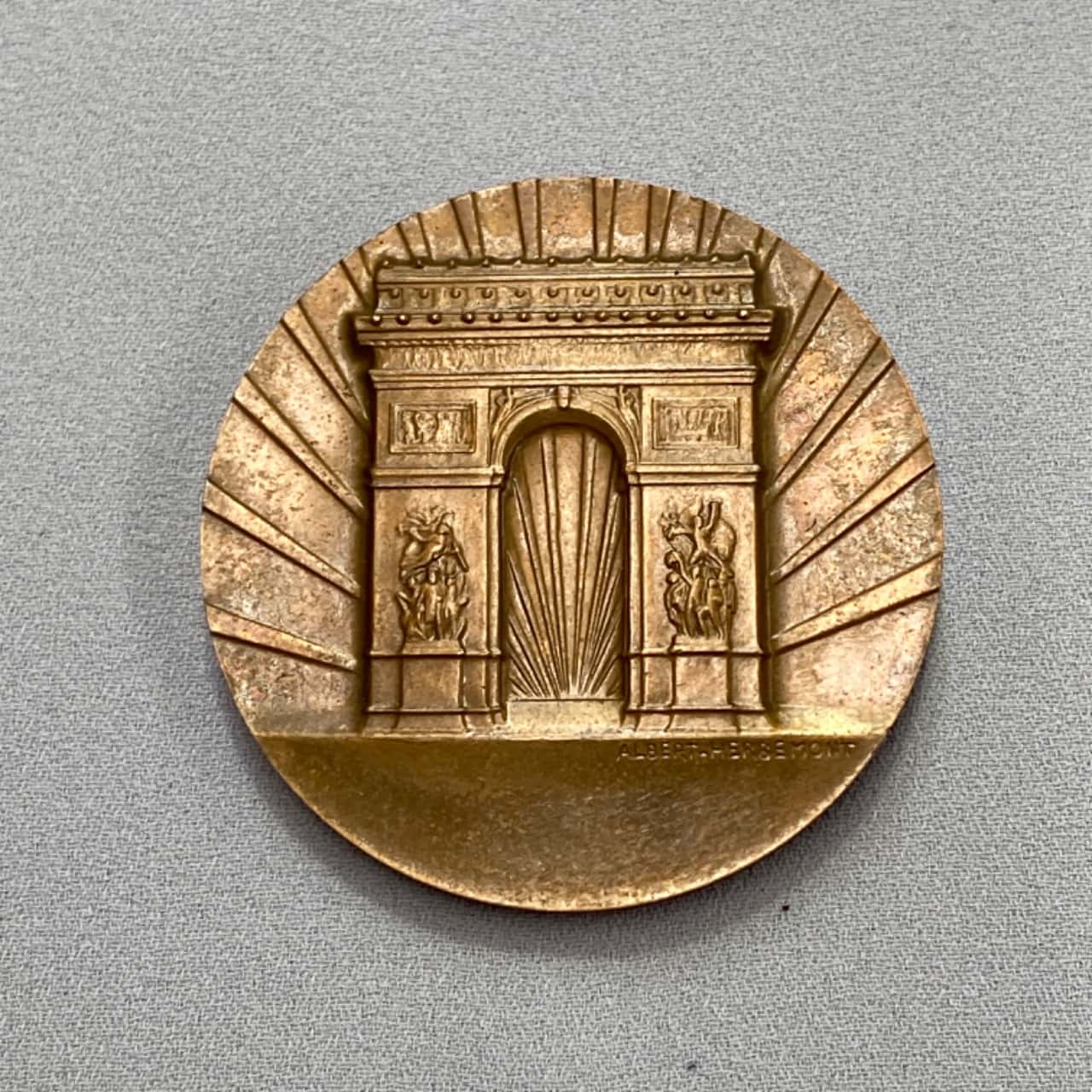 *Last Chance SALE* 2 Bronze Medallions, 1971 & 1968 *ENDS 14/03/2023*(s)