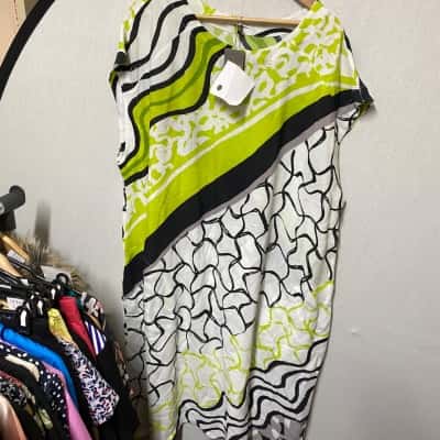  Womens  Size 20 Black  / Green / White Dress