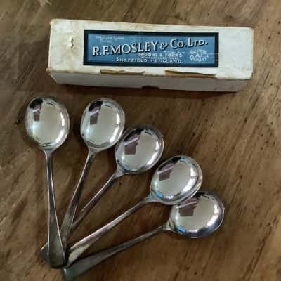 R.F.Mosley & Co.Ltd. Sheffield, England.  Soup Spoons x 5 in Original Box.  