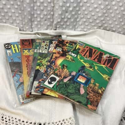 Collection of Marvel & DC comic books 