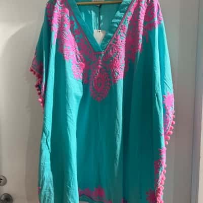 Naudic Women’s Poncho - Size M