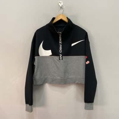 Nike Womens  Size M Cropped Jumper Black  / Grey 