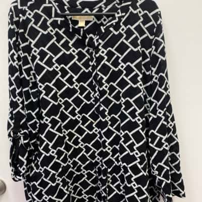 Michael Kors Womens  Size XL Button Up Top Black  / White 
