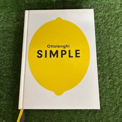 Ottolenghi Simple by Yotam Ottolenghi